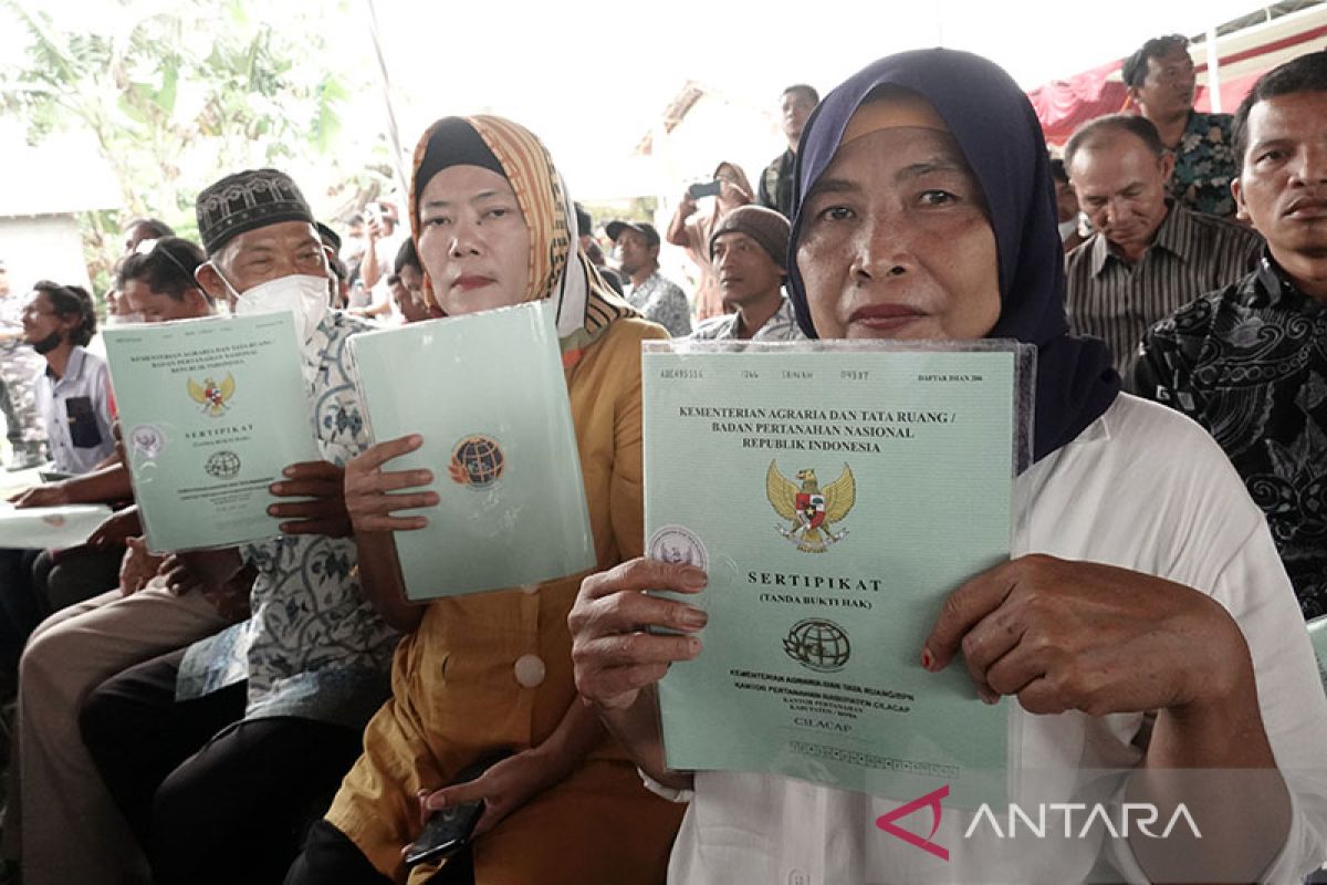 Sertifikasi Kepemilikan Tanah di Cilacap: Panduan Praktis dengan Notaris Terpercaya